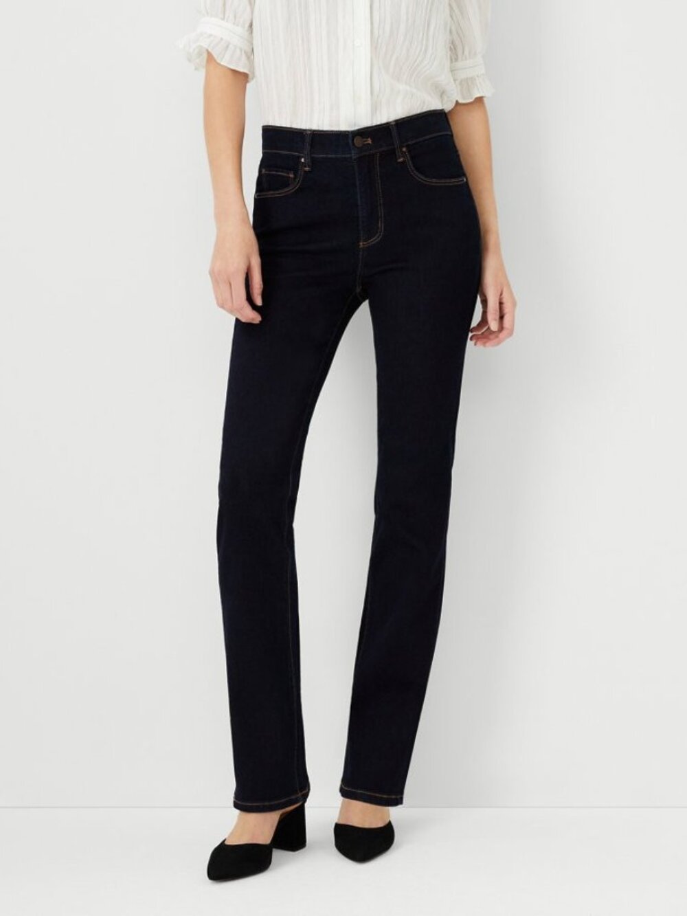 Ann Taylor Sculpting Pocket Mid Rise Slim Boot Cut Jeans - 6 TALL Classic Rinse